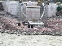 Governor reviews status of dredging work on river Jhelum