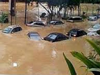 Malaysia floods: Over 130,000 evacuated