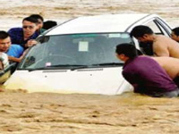 Rains wreak havoc in east India