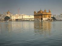 Notice to government on plea to ban vehicles around Golden Temple